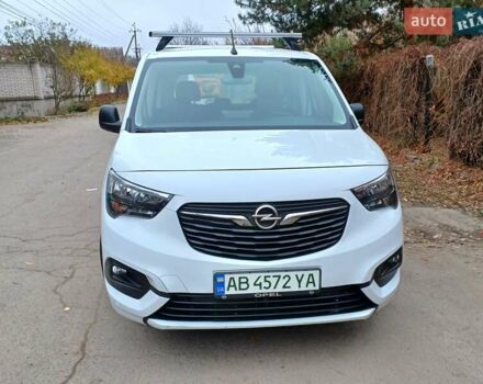 Білий Опель Combo-e, об'ємом двигуна 0 л та пробігом 26 тис. км за 19000 $, фото 5 на Automoto.ua