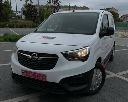 Белый Опель Combo-e, объемом двигателя 0 л и пробегом 17 тыс. км за 18500 $, фото 2 на Automoto.ua