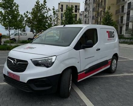 Белый Опель Combo-e, объемом двигателя 0 л и пробегом 17 тыс. км за 18500 $, фото 5 на Automoto.ua