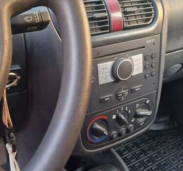 Білий Опель Combo-e, об'ємом двигуна 1.7 л та пробігом 164 тис. км за 3950 $, фото 5 на Automoto.ua