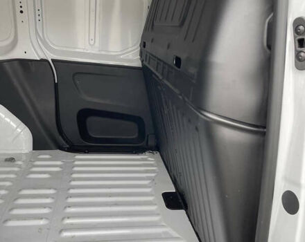 Белый Опель Combo-e, объемом двигателя 0 л и пробегом 17 тыс. км за 18700 $, фото 23 на Automoto.ua