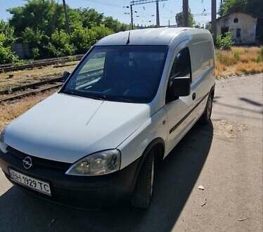 Білий Опель Combo-e, об'ємом двигуна 1.7 л та пробігом 164 тис. км за 3950 $, фото 1 на Automoto.ua