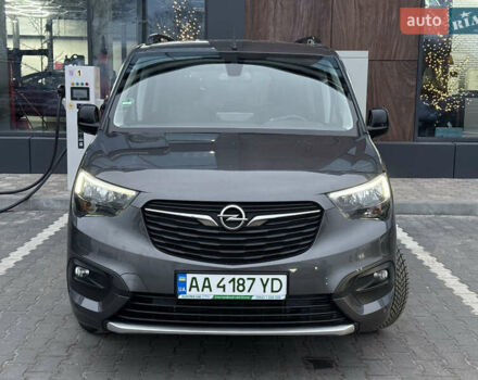 Серый Опель Combo-e, объемом двигателя 0 л и пробегом 49 тыс. км за 22000 $, фото 1 на Automoto.ua