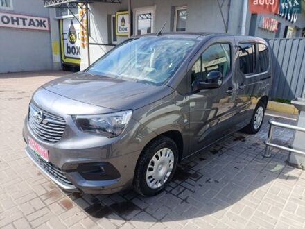 Серый Опель Combo-e, объемом двигателя 0 л и пробегом 27 тыс. км за 23800 $, фото 1 на Automoto.ua