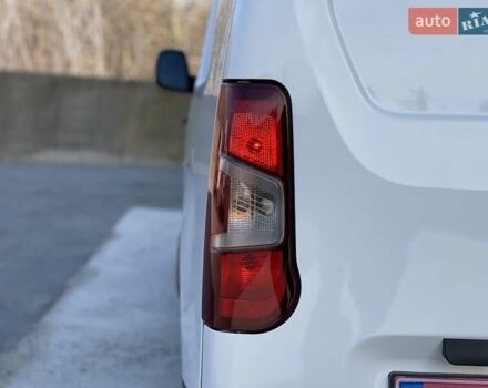 Белый Опель Combo Cargo, объемом двигателя 1.5 л и пробегом 146 тыс. км за 12500 $, фото 33 на Automoto.ua
