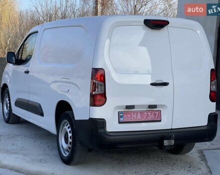 Белый Опель Combo Cargo, объемом двигателя 1.5 л и пробегом 146 тыс. км за 12500 $, фото 5 на Automoto.ua