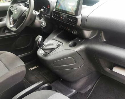 Білий Опель Combo Cargo, об'ємом двигуна 1.5 л та пробігом 79 тис. км за 8000 $, фото 15 на Automoto.ua