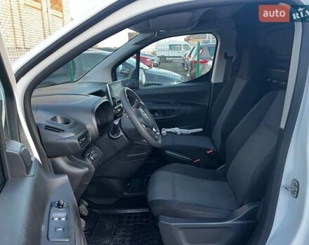 Белый Опель Combo Cargo, объемом двигателя 1.5 л и пробегом 126 тыс. км за 13300 $, фото 22 на Automoto.ua