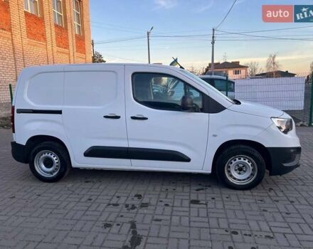 Белый Опель Combo Cargo, объемом двигателя 1.5 л и пробегом 126 тыс. км за 13300 $, фото 2 на Automoto.ua