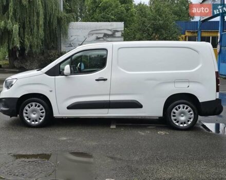 Белый Опель Combo Cargo, объемом двигателя 0 л и пробегом 93 тыс. км за 12450 $, фото 12 на Automoto.ua