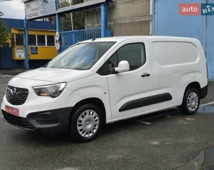 Белый Опель Combo Cargo, объемом двигателя 0 л и пробегом 93 тыс. км за 12450 $, фото 13 на Automoto.ua