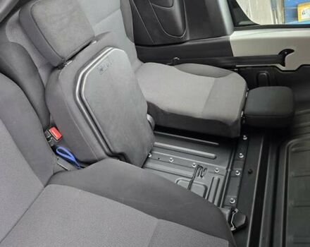 Белый Опель Combo Cargo, объемом двигателя 0 л и пробегом 93 тыс. км за 12450 $, фото 25 на Automoto.ua