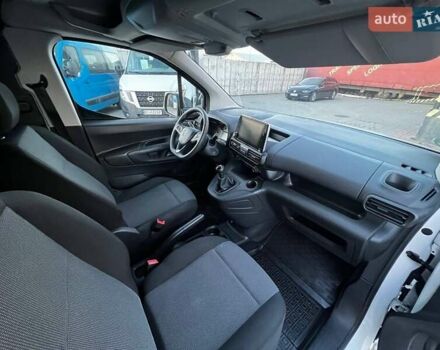 Белый Опель Combo Cargo, объемом двигателя 1.5 л и пробегом 126 тыс. км за 13300 $, фото 36 на Automoto.ua