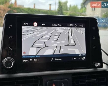 Белый Опель Combo Cargo, объемом двигателя 0 л и пробегом 93 тыс. км за 12450 $, фото 21 на Automoto.ua