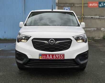 Белый Опель Combo Cargo, объемом двигателя 0 л и пробегом 93 тыс. км за 12450 $, фото 2 на Automoto.ua