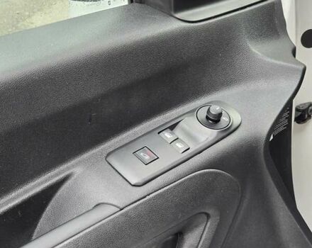 Белый Опель Combo Cargo, объемом двигателя 0 л и пробегом 93 тыс. км за 12450 $, фото 15 на Automoto.ua