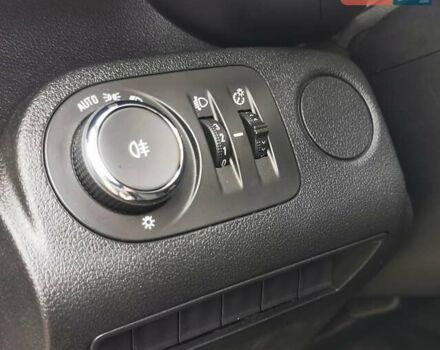 Білий Опель Combo Cargo, об'ємом двигуна 1.5 л та пробігом 79 тис. км за 8000 $, фото 16 на Automoto.ua