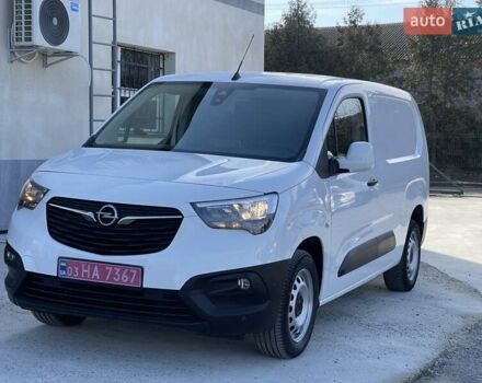 Білий Опель Combo Cargo, об'ємом двигуна 1.5 л та пробігом 146 тис. км за 12500 $, фото 1 на Automoto.ua