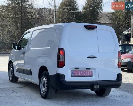 Білий Опель Combo Cargo, об'ємом двигуна 1.5 л та пробігом 146 тис. км за 12500 $, фото 18 на Automoto.ua