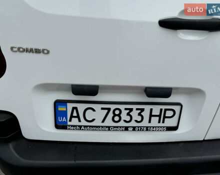 Белый Опель Combo Cargo, объемом двигателя 1.5 л и пробегом 108 тыс. км за 10950 $, фото 8 на Automoto.ua