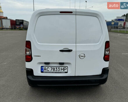 Белый Опель Combo Cargo, объемом двигателя 1.5 л и пробегом 108 тыс. км за 10950 $, фото 5 на Automoto.ua