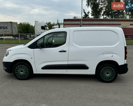 Белый Опель Combo Cargo, объемом двигателя 1.5 л и пробегом 108 тыс. км за 10950 $, фото 7 на Automoto.ua