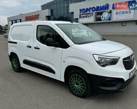 Белый Опель Combo Cargo, объемом двигателя 1.5 л и пробегом 108 тыс. км за 10950 $, фото 2 на Automoto.ua