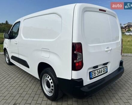 Белый Опель Combo Cargo, объемом двигателя 1.5 л и пробегом 189 тыс. км за 13999 $, фото 4 на Automoto.ua