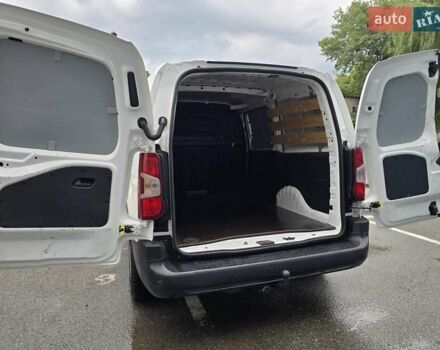 Белый Опель Combo Cargo, объемом двигателя 1.5 л и пробегом 92 тыс. км за 15900 $, фото 34 на Automoto.ua