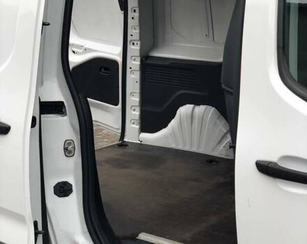 Белый Опель Combo Cargo, объемом двигателя 1.5 л и пробегом 126 тыс. км за 13000 $, фото 7 на Automoto.ua