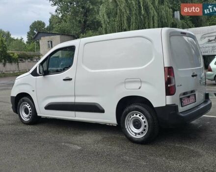 Белый Опель Combo Cargo, объемом двигателя 2 л и пробегом 79 тыс. км за 15950 $, фото 7 на Automoto.ua