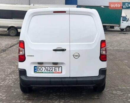 Белый Опель Combo Cargo, объемом двигателя 1.5 л и пробегом 126 тыс. км за 13000 $, фото 6 на Automoto.ua