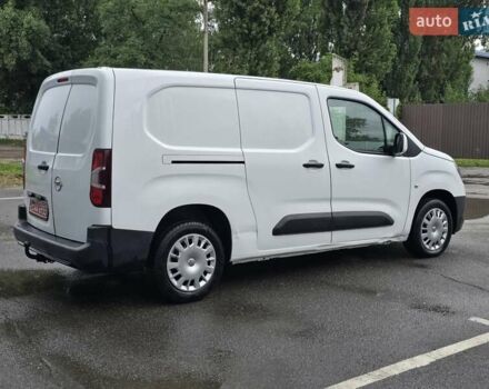 Белый Опель Combo Cargo, объемом двигателя 1.5 л и пробегом 92 тыс. км за 15900 $, фото 4 на Automoto.ua
