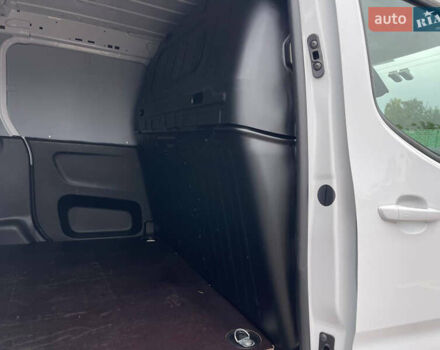 Белый Опель Combo Cargo, объемом двигателя 1.5 л и пробегом 230 тыс. км за 11800 $, фото 27 на Automoto.ua
