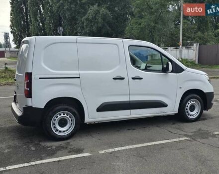 Белый Опель Combo Cargo, объемом двигателя 1.5 л и пробегом 100 тыс. км за 14900 $, фото 9 на Automoto.ua