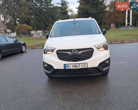 Опель Combo Cargo 2022 в Гадяче на Automoto.ua Белый Опель Combo Cargo, объемом двигателя 1.5 л и пробегом 120 тыс. км за 15750 $, фото 3 на Automoto.ua