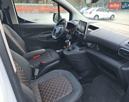 Опель Combo Cargo 2022 в Гадяче на Automoto.ua Белый Опель Combo Cargo, объемом двигателя 1.5 л и пробегом 120 тыс. км за 15750 $, фото 18 на Automoto.ua