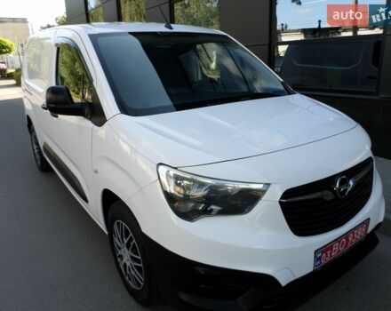 Білий Опель Combo Cargo, об'ємом двигуна 1.6 л та пробігом 215 тис. км за 15400 $, фото 9 на Automoto.ua