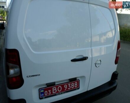 Білий Опель Combo Cargo, об'ємом двигуна 1.6 л та пробігом 215 тис. км за 15400 $, фото 17 на Automoto.ua