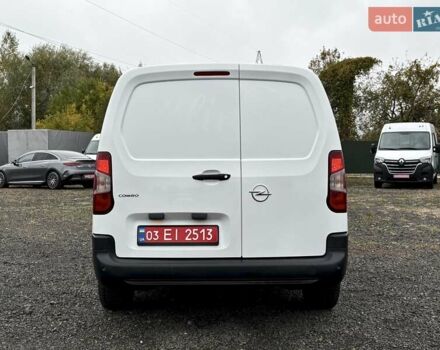 Белый Опель Combo Cargo, объемом двигателя 1.5 л и пробегом 96 тыс. км за 21500 $, фото 8 на Automoto.ua