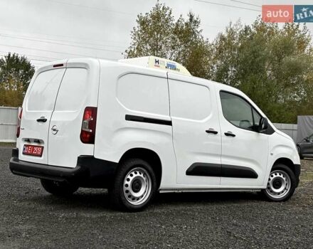 Белый Опель Combo Cargo, объемом двигателя 1.5 л и пробегом 96 тыс. км за 21500 $, фото 6 на Automoto.ua