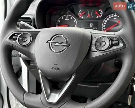 Белый Опель Combo Cargo, объемом двигателя 1.5 л и пробегом 96 тыс. км за 21500 $, фото 33 на Automoto.ua