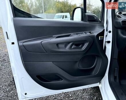 Опель Combo Cargo 2022 в Ковель на Automoto.ua Белый Опель Combo Cargo, объемом двигателя 1.5 л и пробегом 96 тыс. км за 21500 $, фото 20 на Automoto.ua