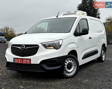 Белый Опель Combo Cargo, объемом двигателя 1.5 л и пробегом 96 тыс. км за 21500 $, фото 1 на Automoto.ua