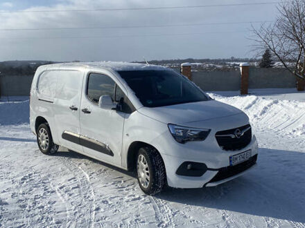 Белый Опель Combo Cargo, объемом двигателя 1.5 л и пробегом 204 тыс. км за 11500 $, фото 1 на Automoto.ua