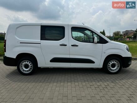 Білий Опель Combo Cargo, об'ємом двигуна 1.5 л та пробігом 170 тис. км за 12599 $, фото 1 на Automoto.ua