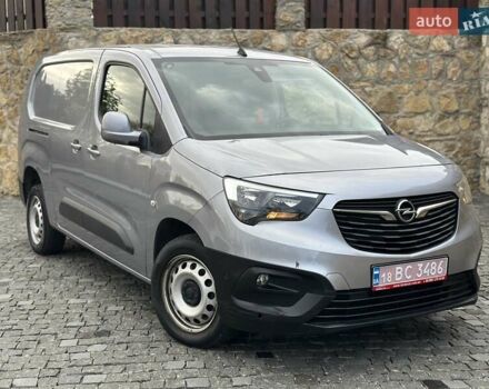 Серый Опель Combo Cargo, объемом двигателя 1.5 л и пробегом 300 тыс. км за 12500 $, фото 3 на Automoto.ua