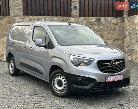 Серый Опель Combo Cargo, объемом двигателя 1.5 л и пробегом 300 тыс. км за 12500 $, фото 2 на Automoto.ua
