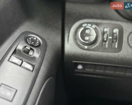 Серый Опель Combo Cargo, объемом двигателя 1.5 л и пробегом 300 тыс. км за 12500 $, фото 41 на Automoto.ua