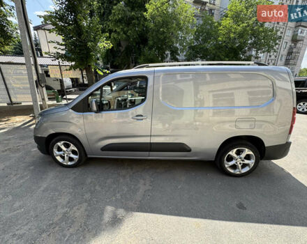 Серый Опель Combo Cargo, объемом двигателя 1.5 л и пробегом 177 тыс. км за 14800 $, фото 2 на Automoto.ua